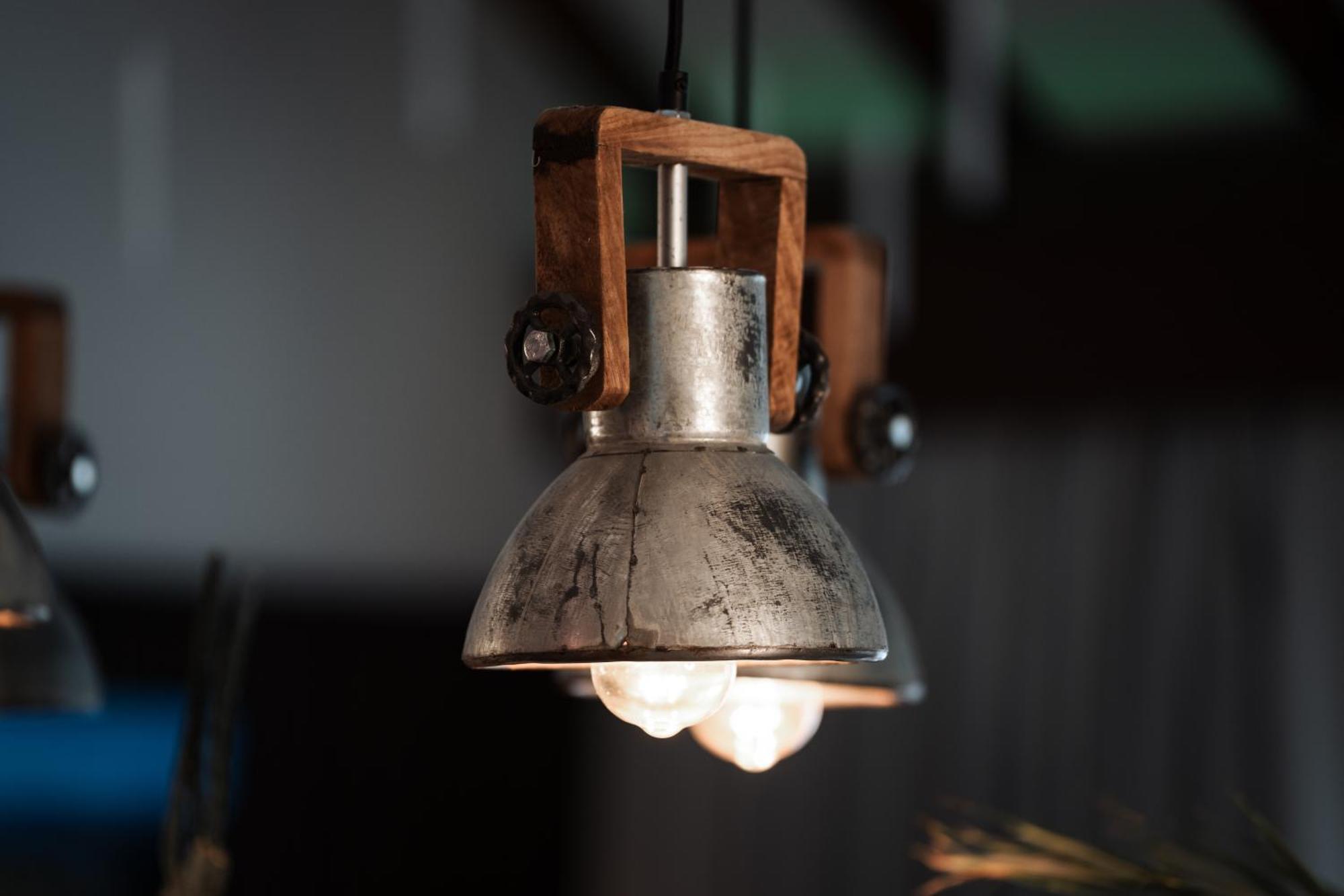 Hostel MHG Exterior foto A pendant light