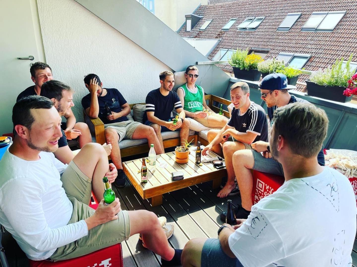 Hostel MHG Exterior foto The team of the German national team at the 2018 Tour de France